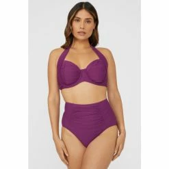 Gorgeous Textured Non Pad Balcony Bikini Top For Female